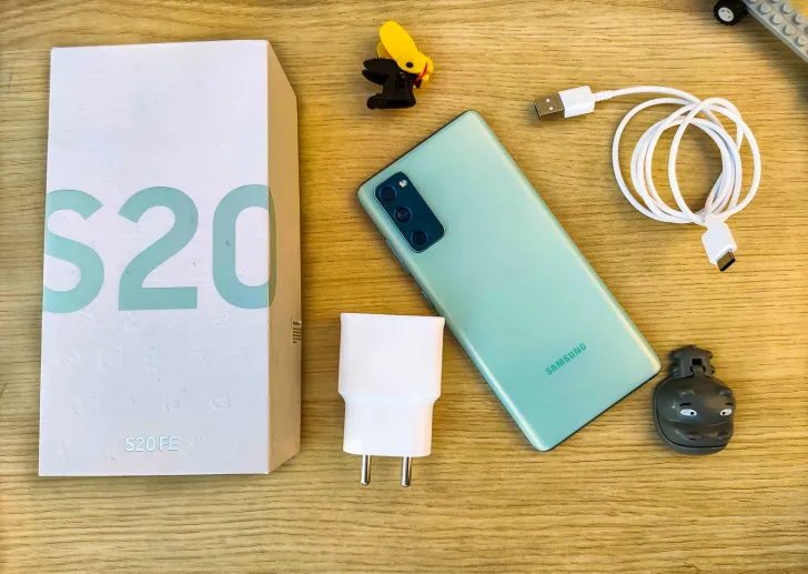 Samsung-Galaxy-S20-FE-review-India-pros-cons-faq-10